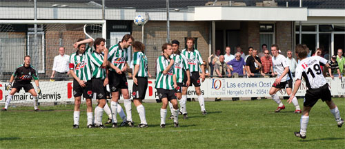SVZW - Sc. Genemuiden (Foto Helmich Lubberts)